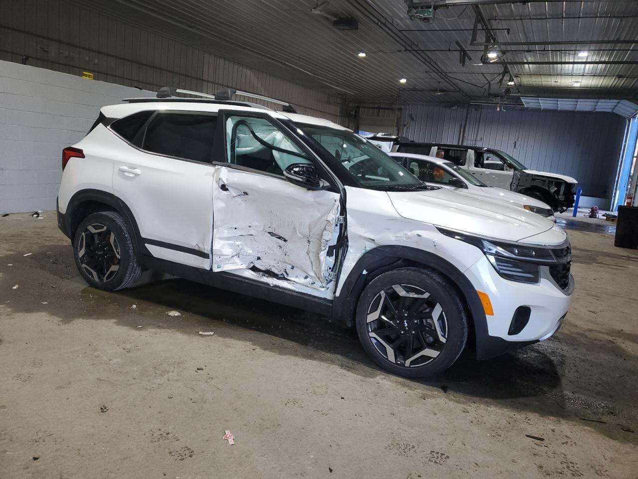 2024 KIA SELTOS SX VIN:KNDETCA73R7556964
