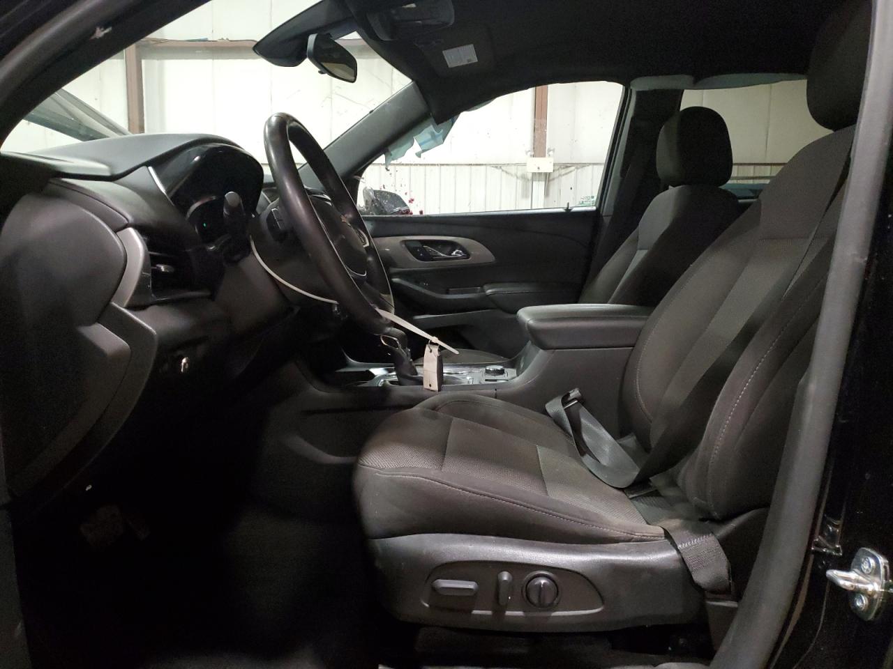 2022 CHEVROLET TRAVERSE LT VIN:1GNERGKW2NJ195064