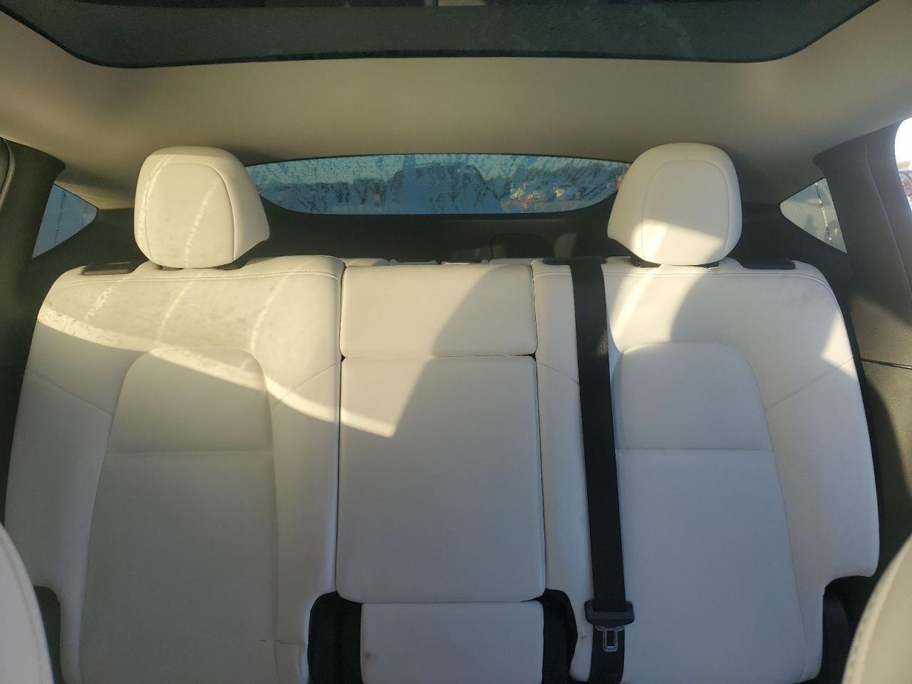 2022 TESLA MODEL Y  VIN:7SAYGAEEXNF314033