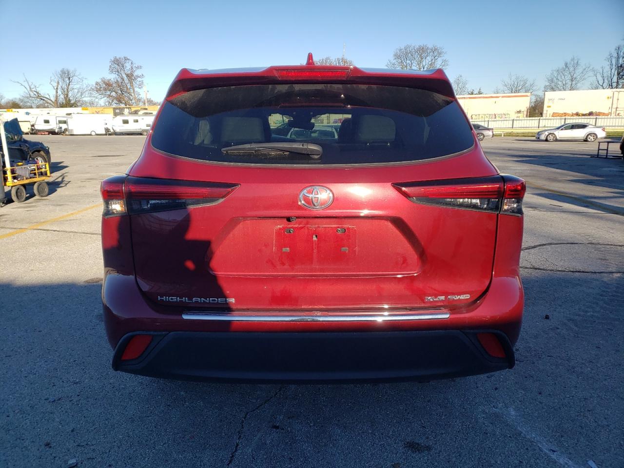 2022 TOYOTA HIGHLANDER XLE VIN:5TDGZRBH4NS183905