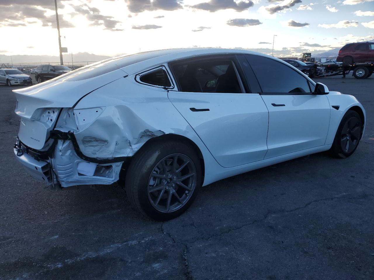2023 TESLA MODEL 3  VIN:5YJ3E1EB0PF637691