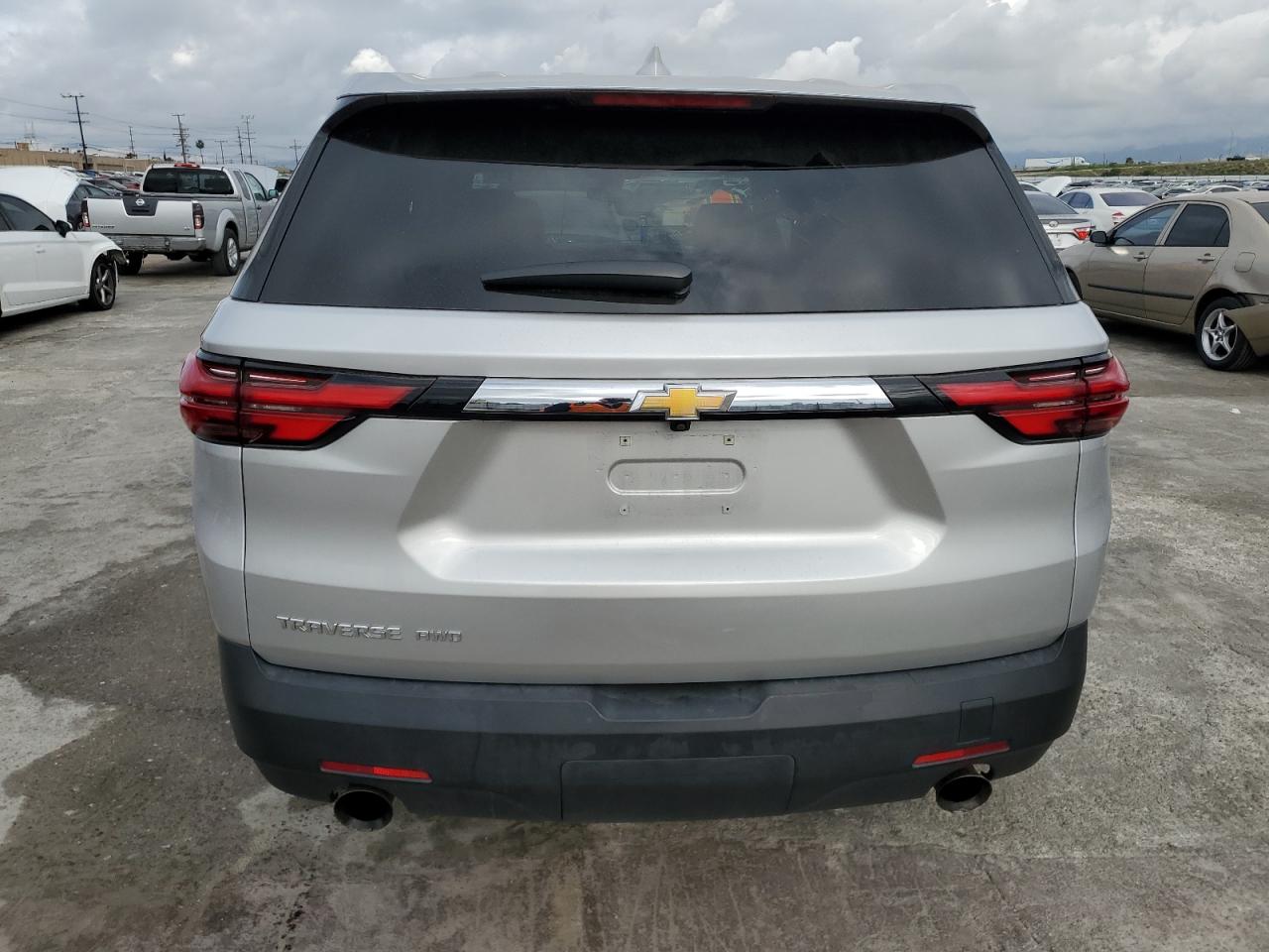 2022 CHEVROLET TRAVERSE LS VIN:1GNEVFKWXNJ133045