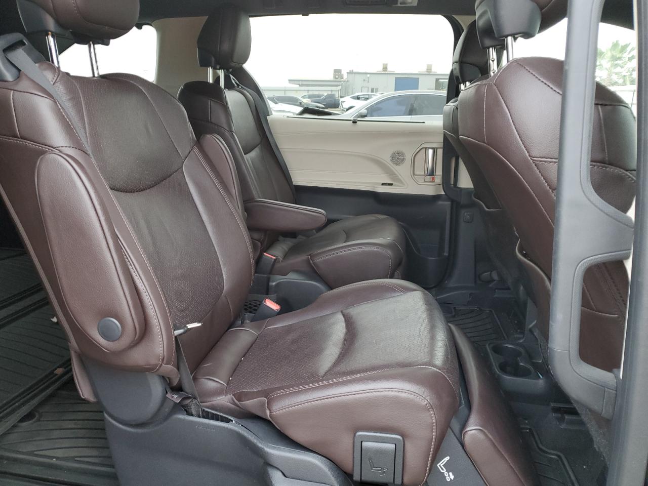 2022 TOYOTA SIENNA LIMITED VIN:5TDERKEC2NS094476