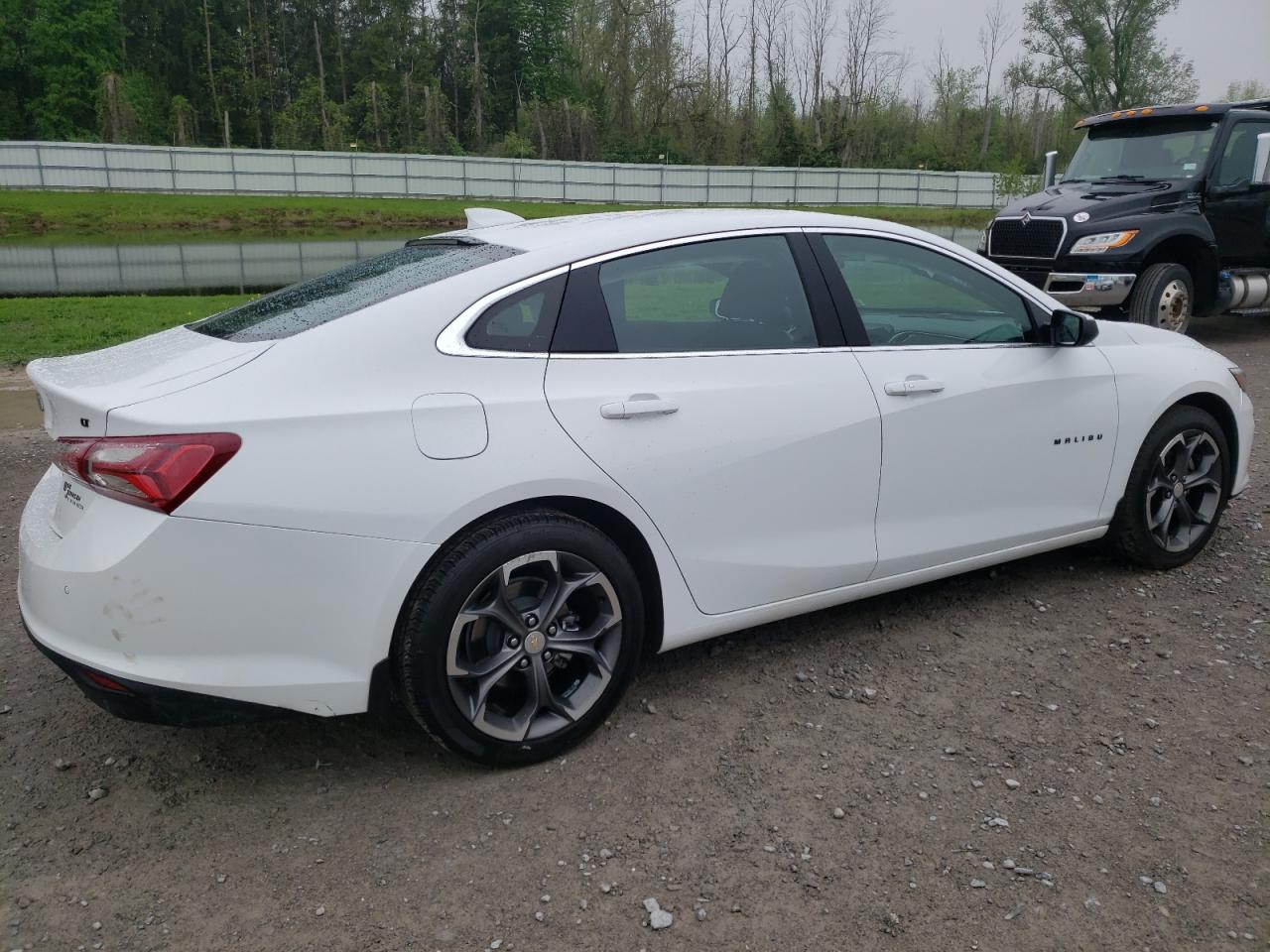 2022 CHEVROLET MALIBU LT VIN:1G1ZD5ST5NF205195