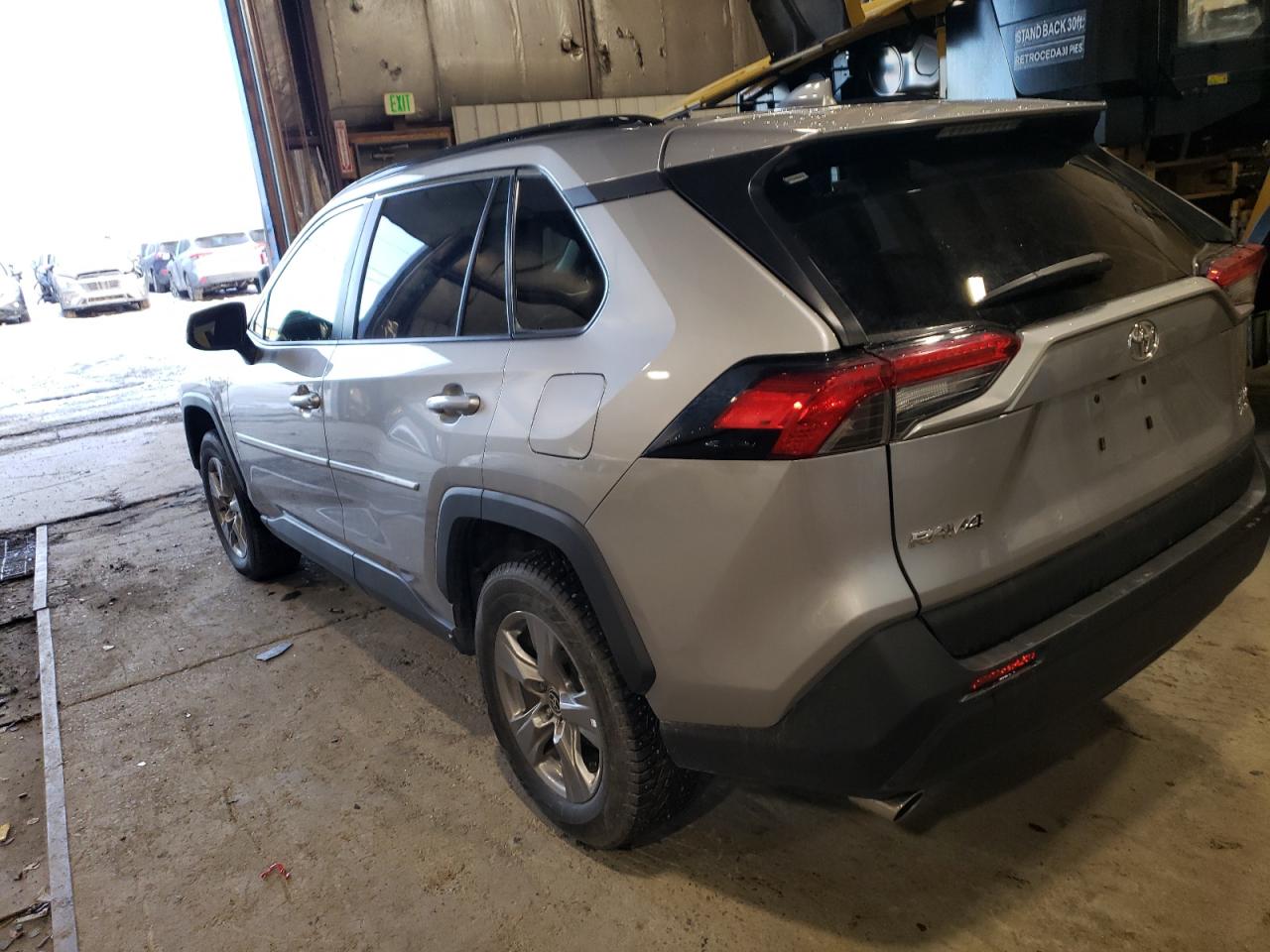 2024 TOYOTA RAV4 XLE VIN:2T3P1RFV1RC447319