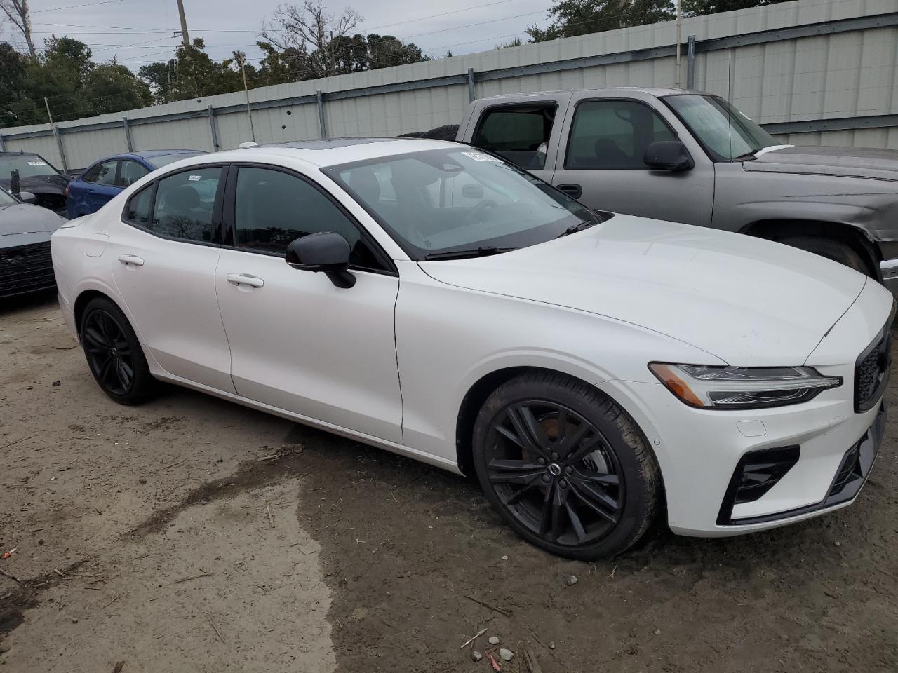 2024 VOLVO S60 PLUS VIN:SAJBD4FX9JCY58089