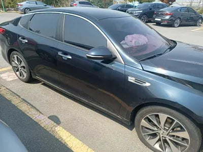 2016 Kia K5 KNAGU411BGA099622 VIN:KNAGU411BGA099622
