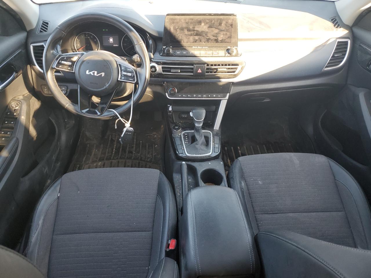 2022 KIA SELTOS S VIN:KNDEU2AA4N7302130