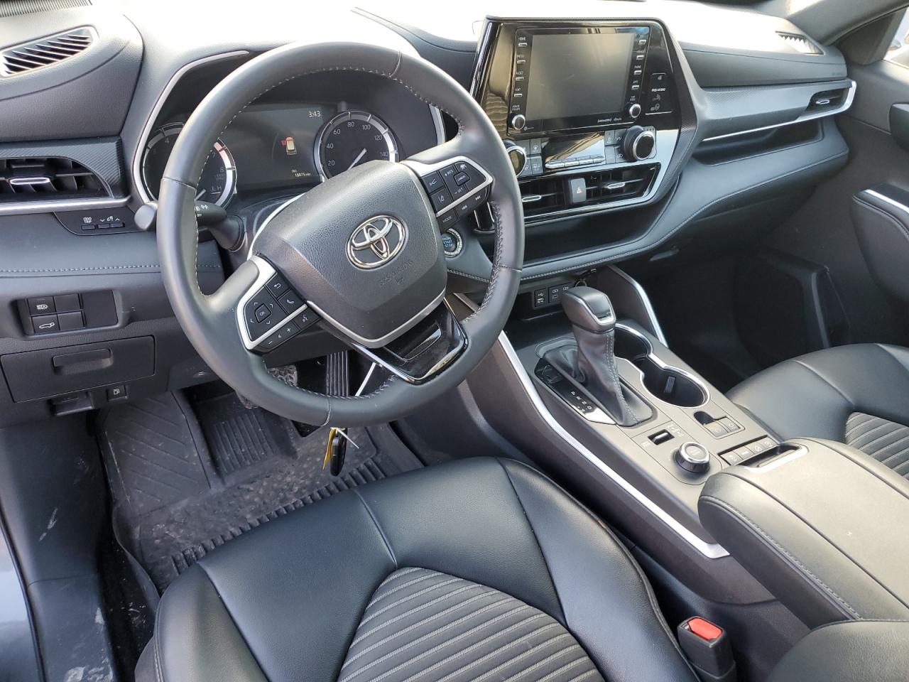 2022 TOYOTA HIGHLANDER XSE VIN:5TDLZRBH6NS237106