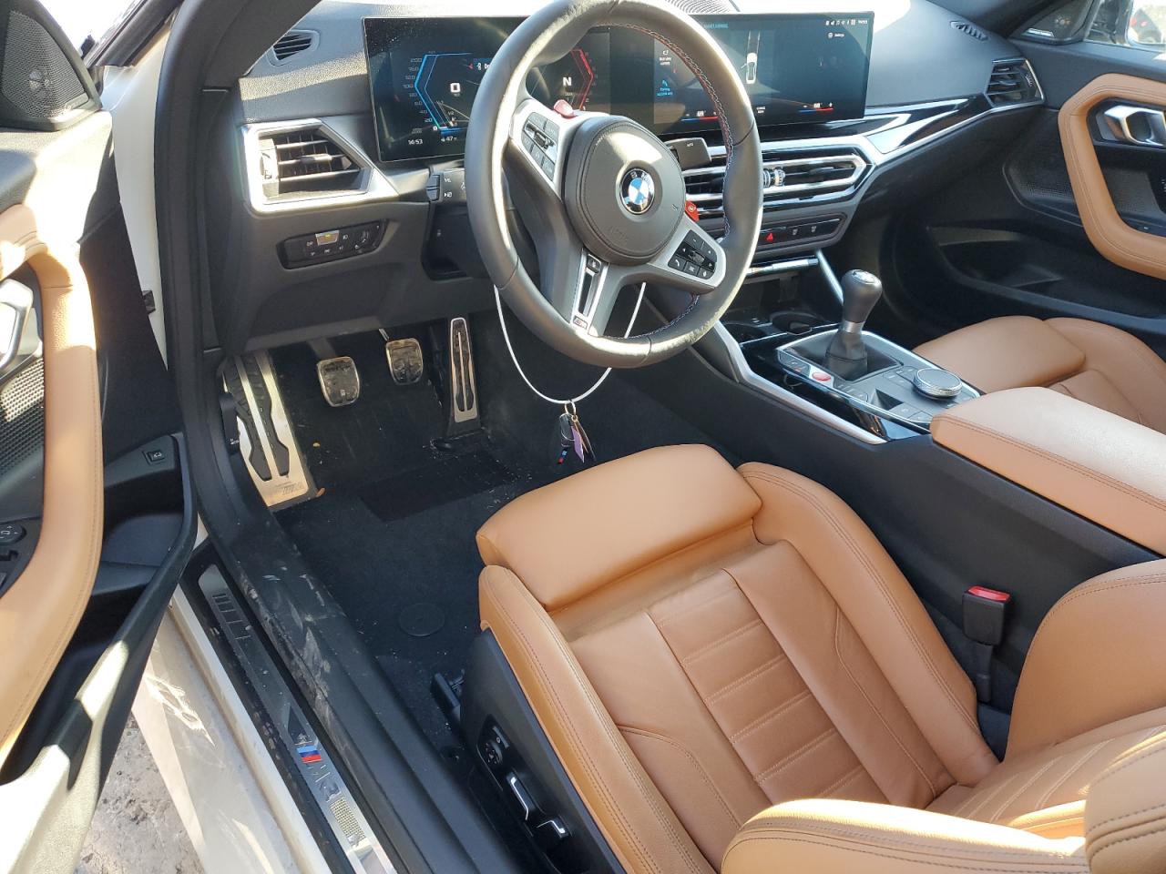 2024 BMW M2  VIN:2A4RR6DG7BR747346
