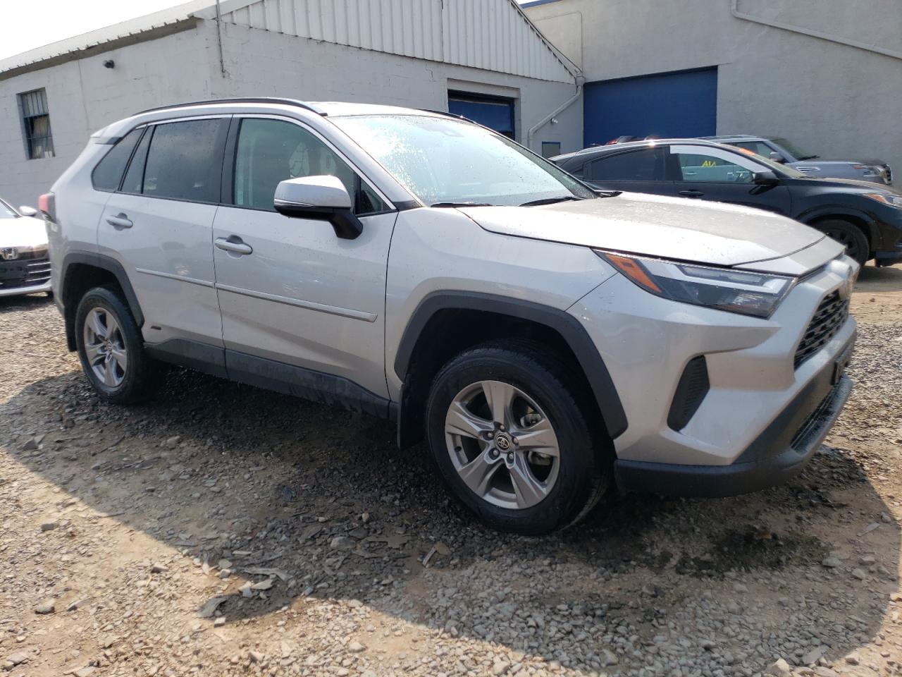 2024 TOYOTA RAV4 XLE VIN:2T3RWRFVXRW195014