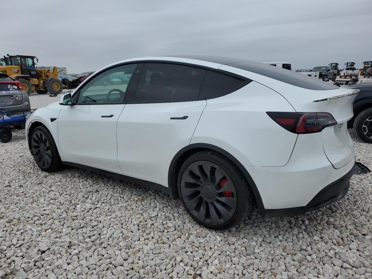 2023 TESLA MODEL Y  VIN:7SAYGDEF2PF663121