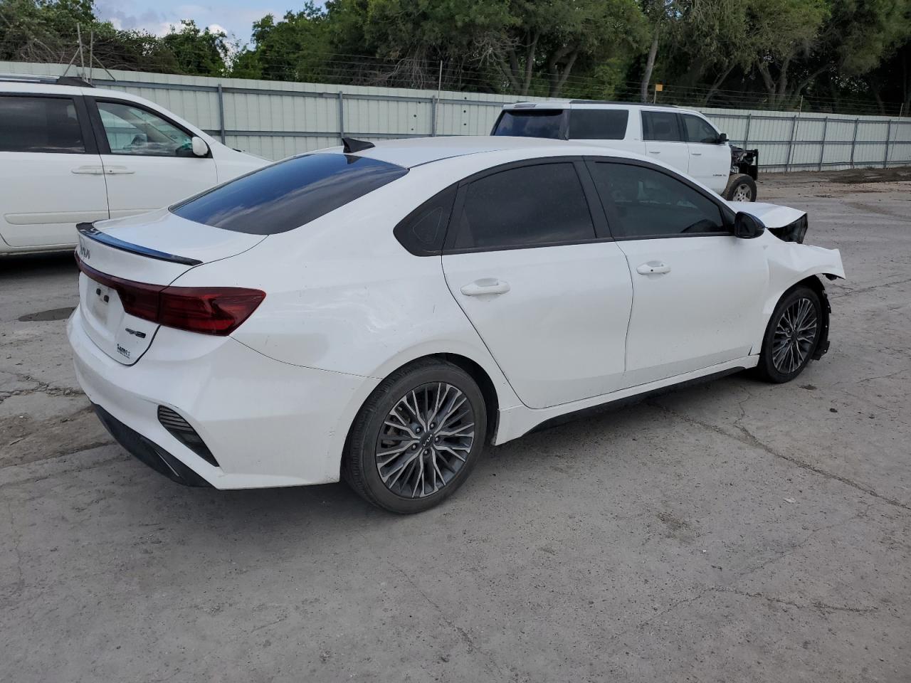 2022 KIA FORTE GT LINE VIN:3KPF54AD2NE445651