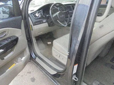 2018 Kia Carnival KNAME81ABKS505286 VIN:KNAME81ABKS505286