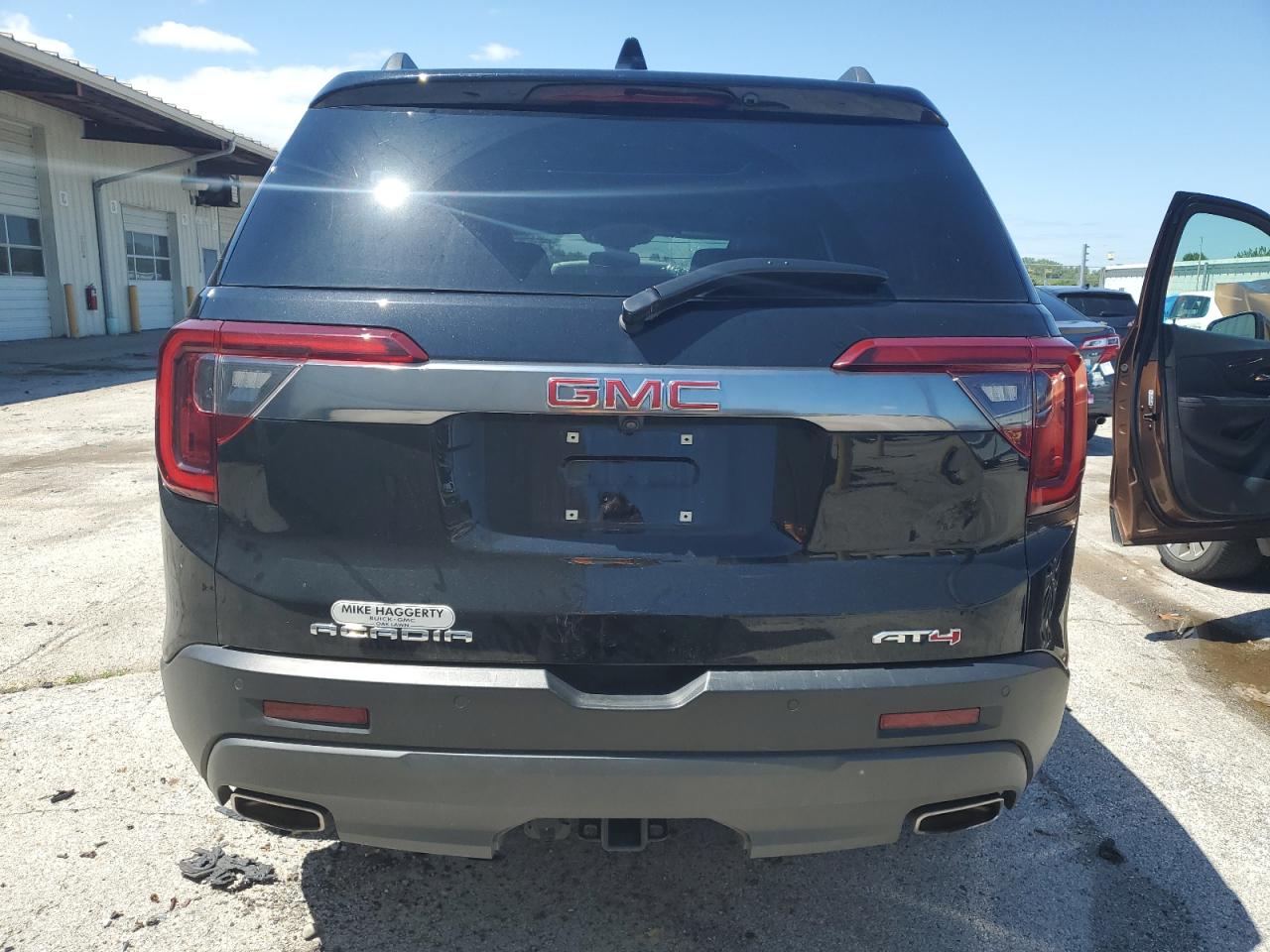 2022 GMC ACADIA AT4 VIN:1GKKNLLS3NZ174855