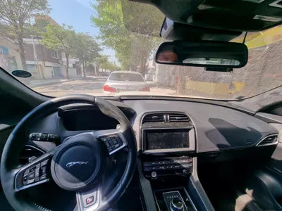 2018 Jaguar F-Pace SADCA2BK0JA255865 VIN:SADCA2BK0JA255865