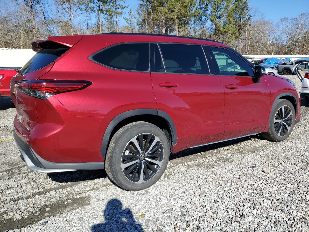 2022 TOYOTA HIGHLANDER XSE VIN:5TDLZRAH1NS112760