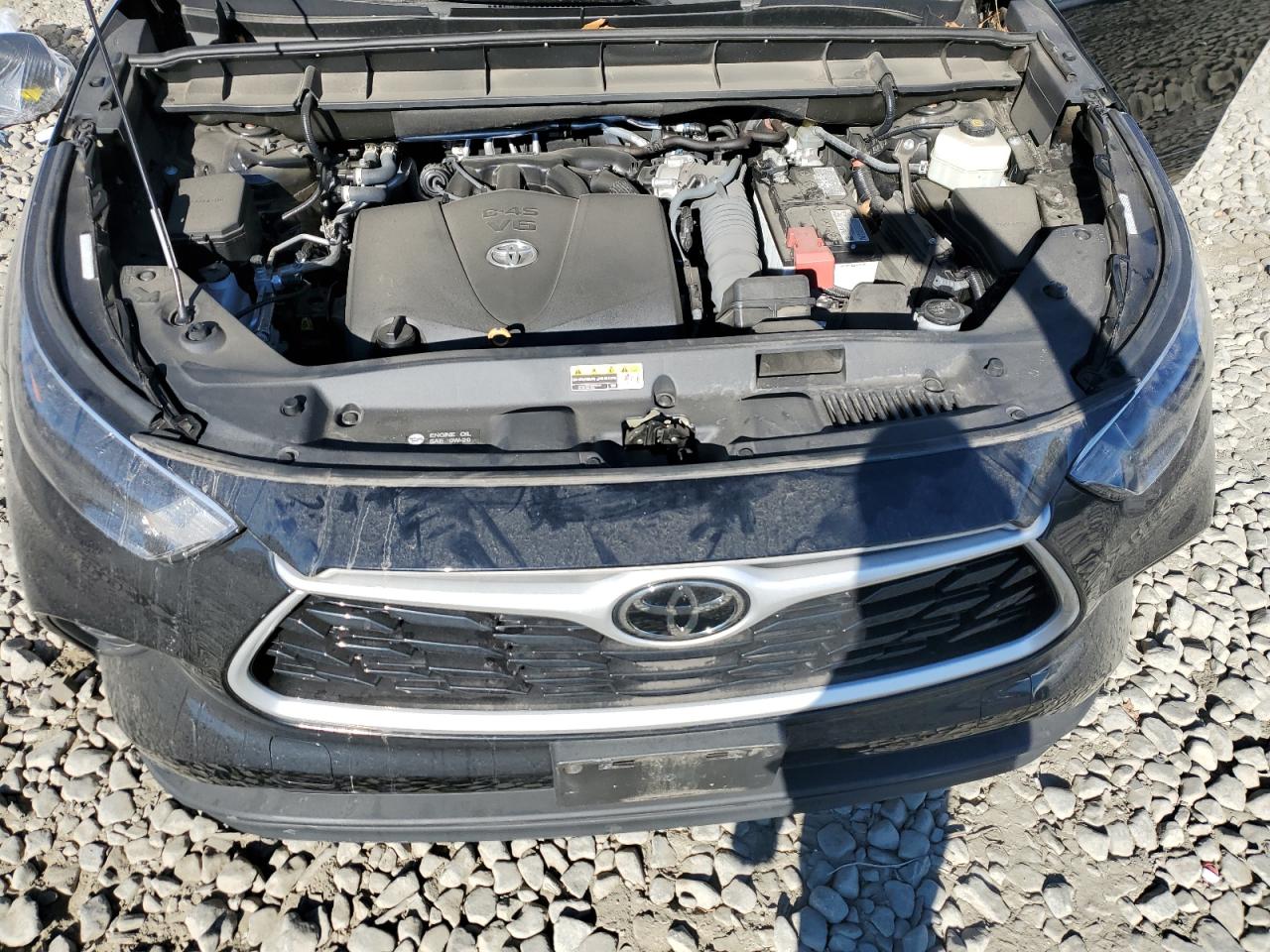 2022 TOYOTA HIGHLANDER XLE VIN:5TDGZRBH1NS579192