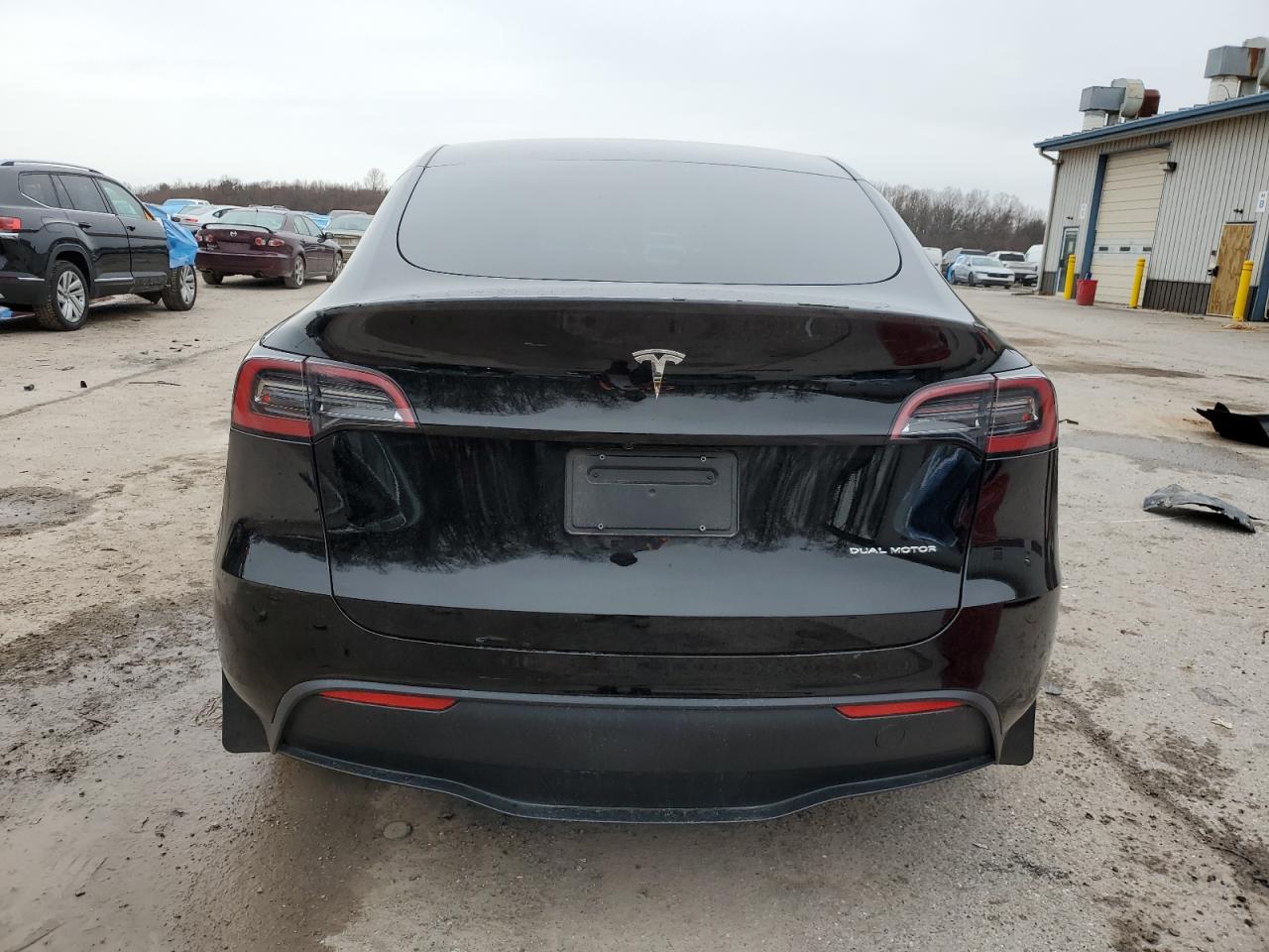 2023 TESLA MODEL Y  VIN:7SAYGAEE7PF786600