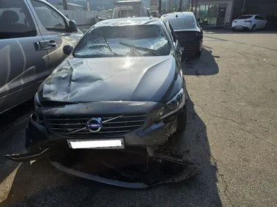 2018 Volvo S60 YV1FSA8BDJ2461851 VIN:YV1FSA8BDJ2461851