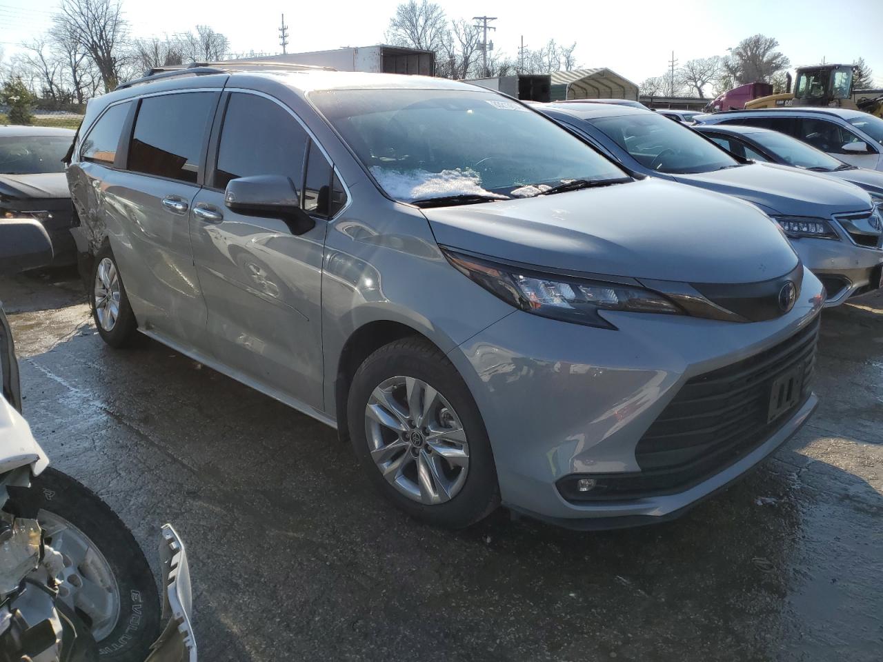 2022 TOYOTA SIENNA XLE VIN:5TDASKFC5NS047766