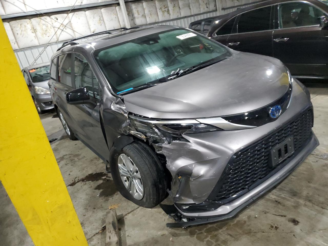 2022 TOYOTA SIENNA XSE VIN:5TDDSKFC5NS061079
