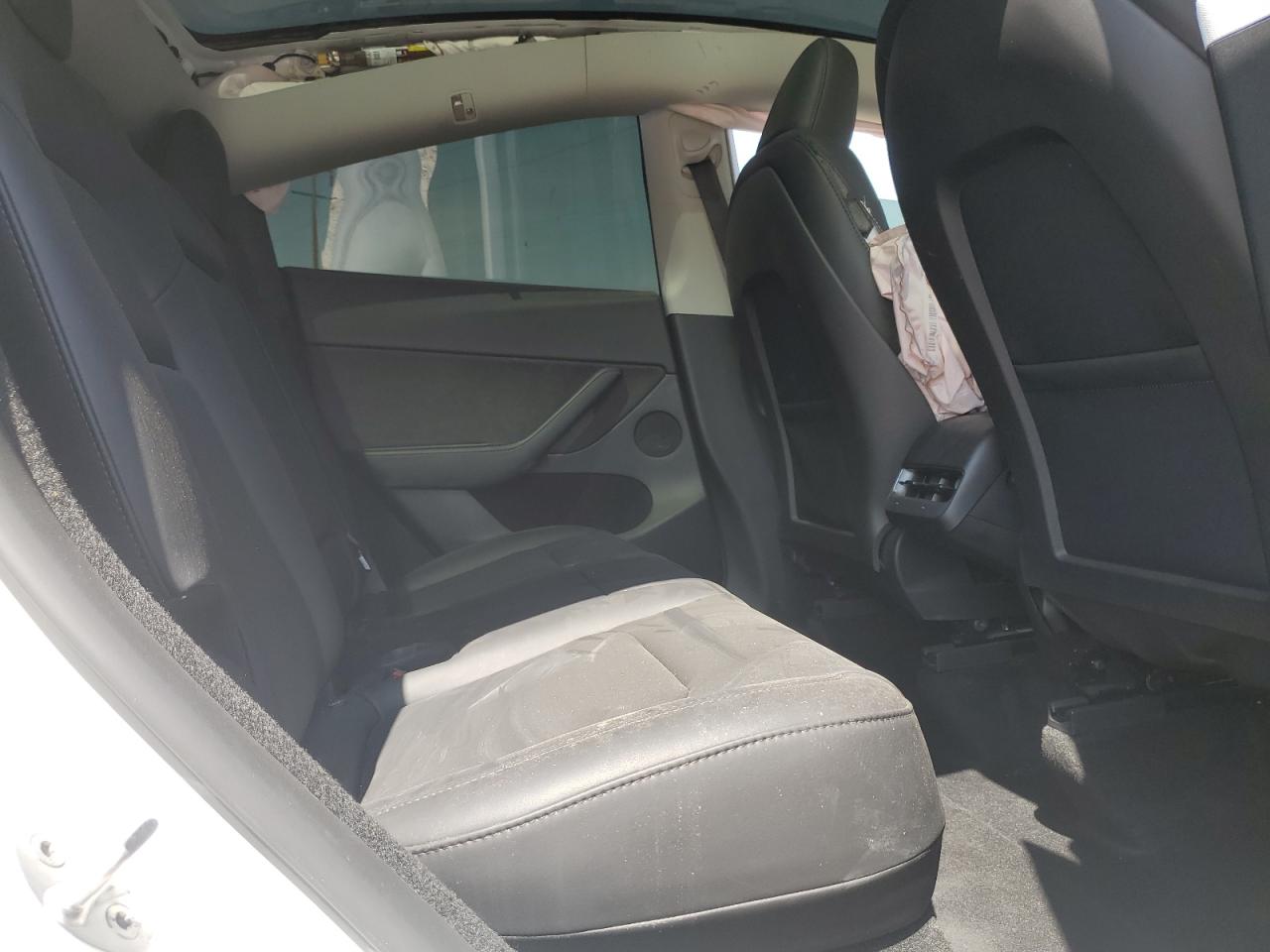 2024 TESLA MODEL Y  VIN:7SAYGDED8RF047909
