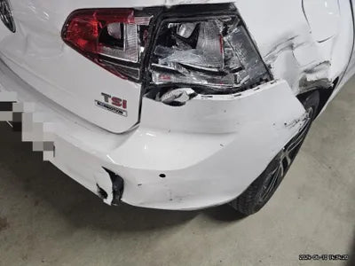 2016 Volkswagen Golf VIN: