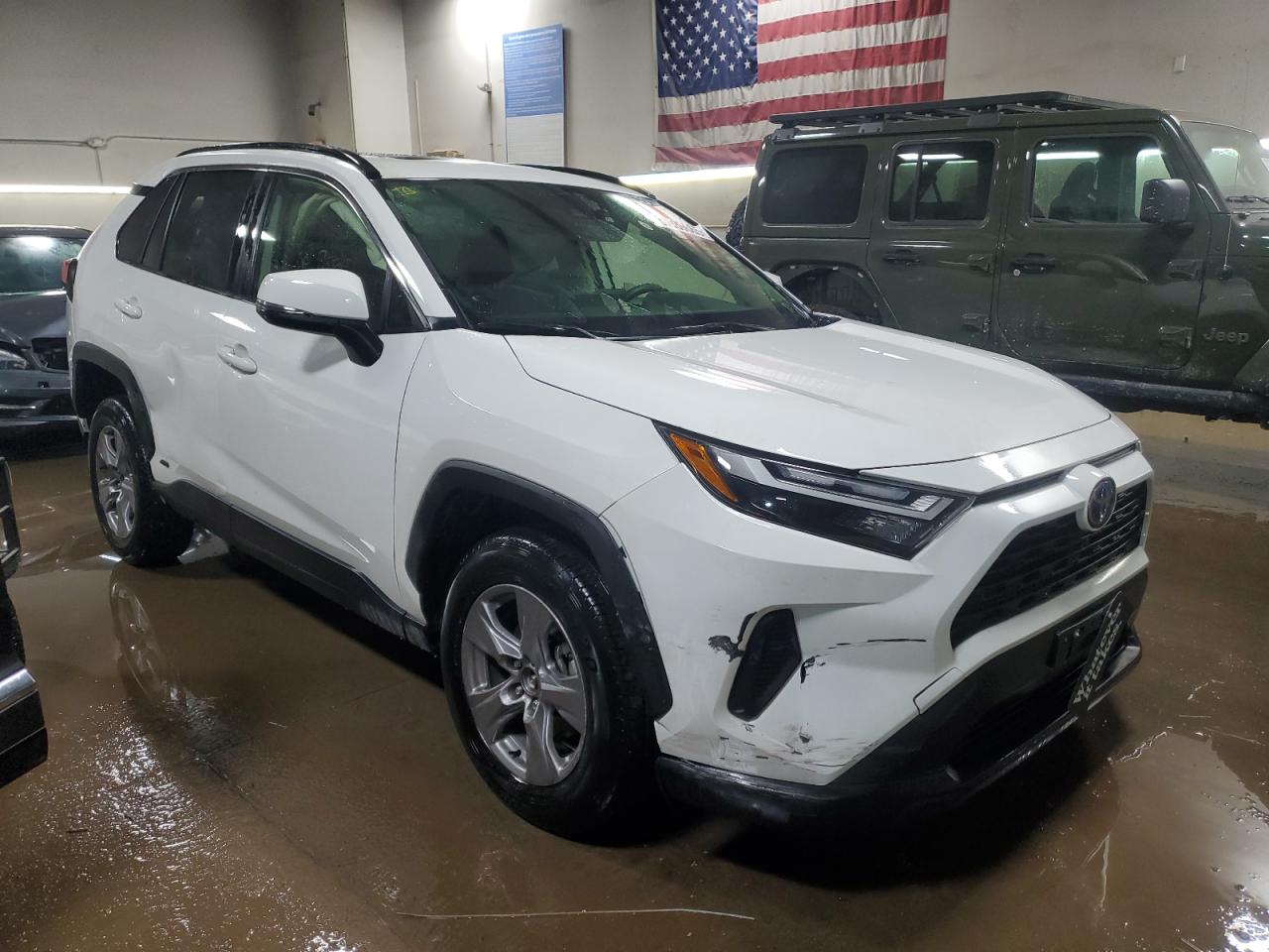 2024 TOYOTA RAV4 XLE VIN:JTMRWRFV3RD234443