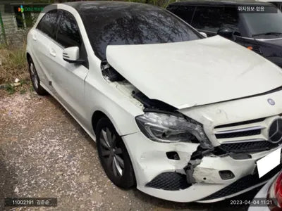 2015 Mercedes-Benz A 180 WDDBF1CB7FJ335596 VIN:WDDBF1CB7FJ335596