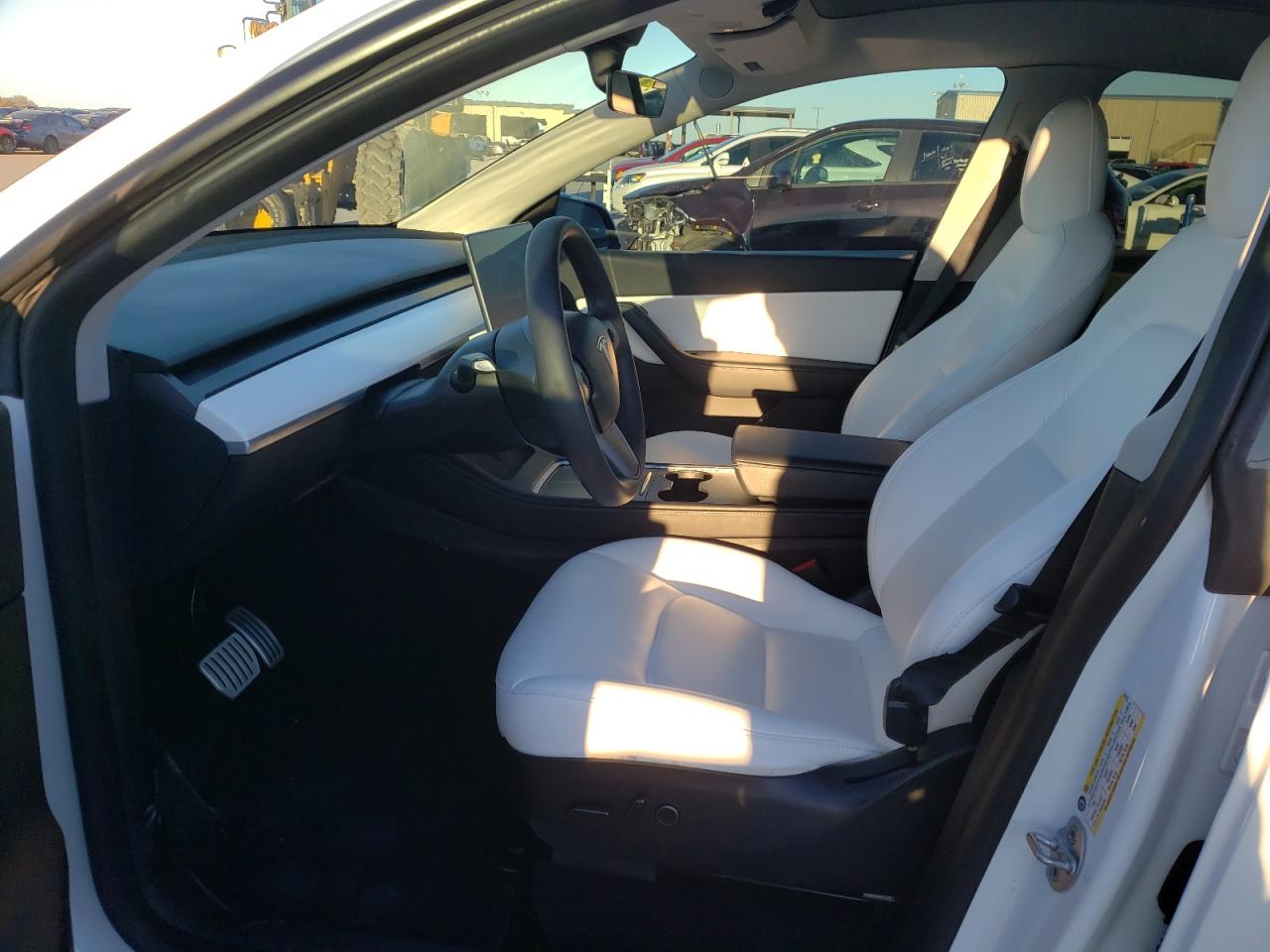 2022 TESLA MODEL Y  VIN:7SAYGDEFXNF461477