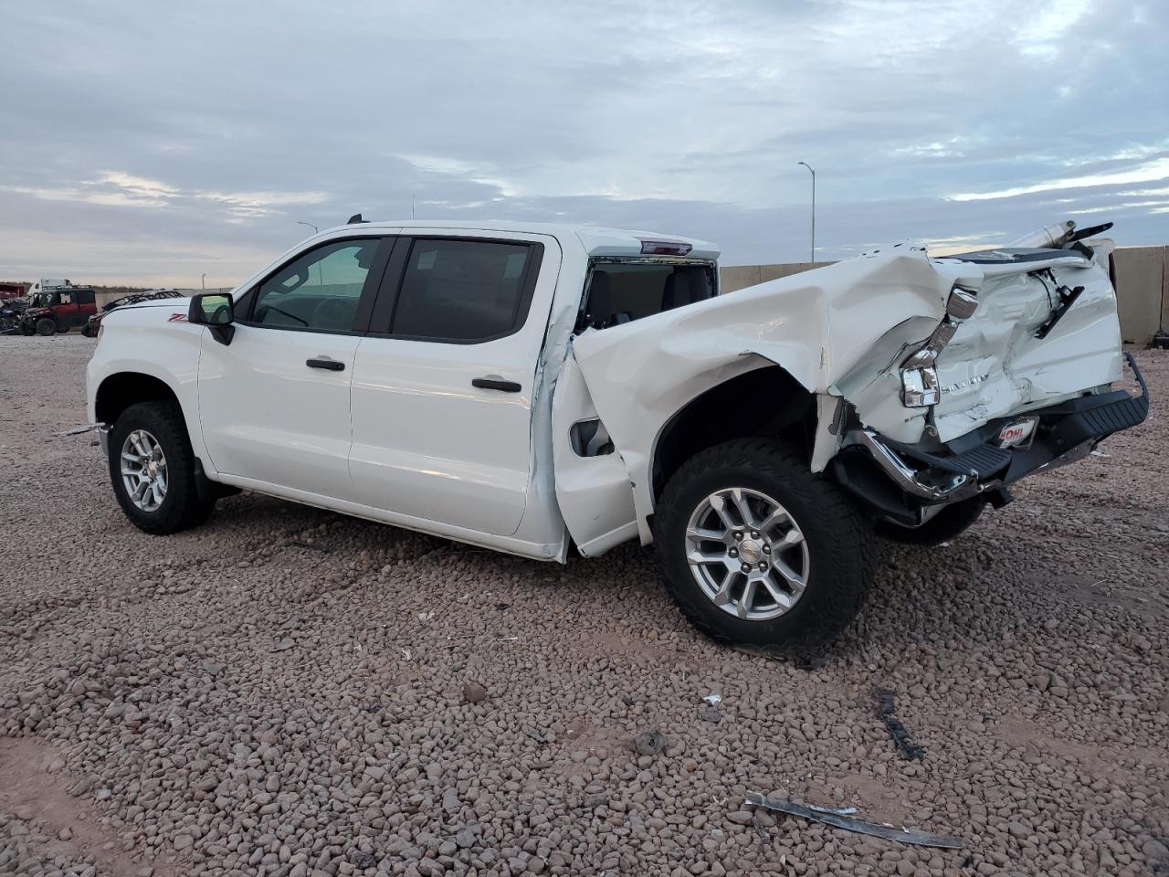 2024 CHEVROLET SILVERADO K1500 VIN:3GCUDAED5RG411653