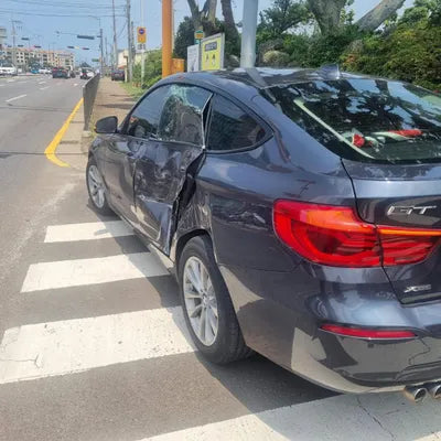 2017 BMW 320 WBA8T5102JG820107 VIN:WBA8T5102JG820107