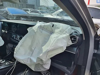 2017 Mercedes-Benz E 220 460KMWDDZF0EB5HA2 VIN:460KMWDDZF0EB5HA2