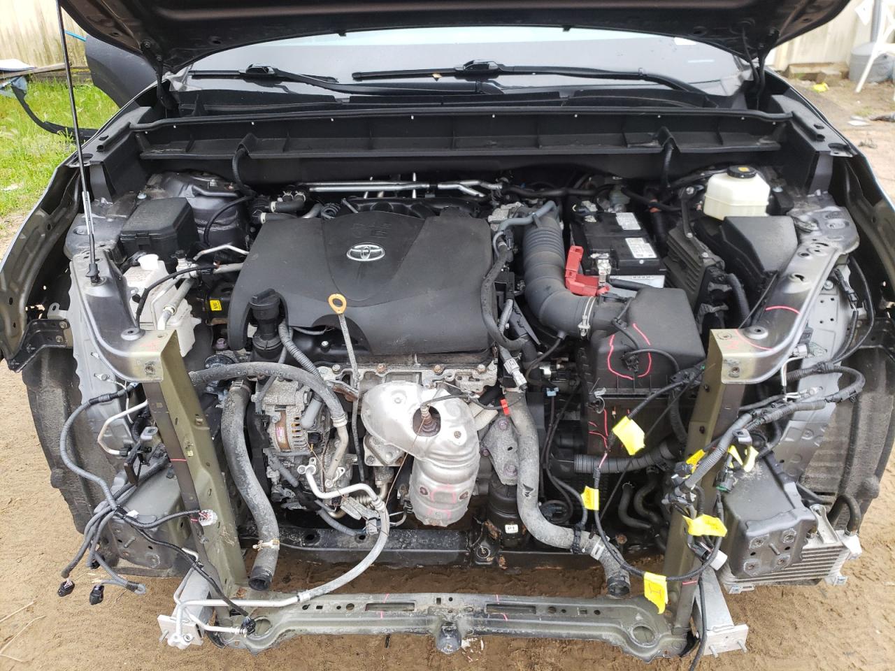 2022 TOYOTA HIGHLANDER XLE VIN:5TDGZRBH7NS180030