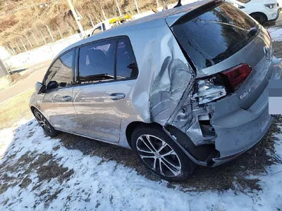 2015 Volkswagen Golf VIN: