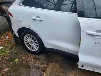 2018 Jaguar F-Pace 332KMSADCA2BNXJA2 VIN:332KMSADCA2BNXJA2