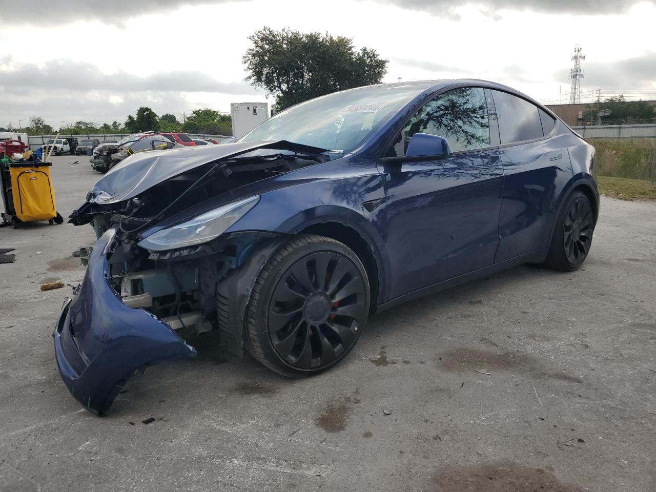 2023 TESLA MODEL Y  VIN:7SAYGDEF2PF583804