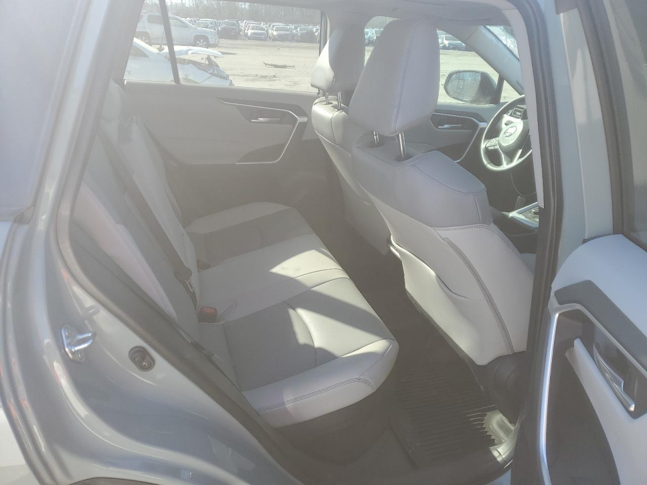 2023 TOYOTA RAV4 XLE PREMIUM VIN:4T3B6RFV2PU133797