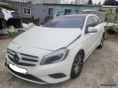 2015 Mercedes-Benz A 180 WDDBF1CB1FJ332631 VIN:WDDBF1CB1FJ332631