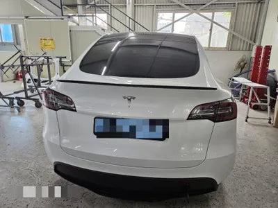 2024 Tesla Model Y VIN: