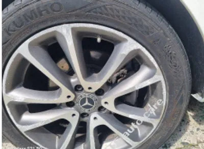 2019 Mercedes-Benz E 300 WDDZF4KB7KA671695 VIN:WDDZF4KB7KA671695