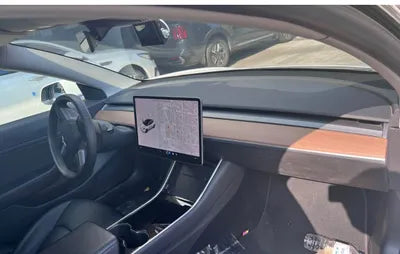 2020 Tesla Model 3 VIN: