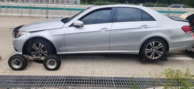 2014 Mercedes-Benz E 220 VIN: