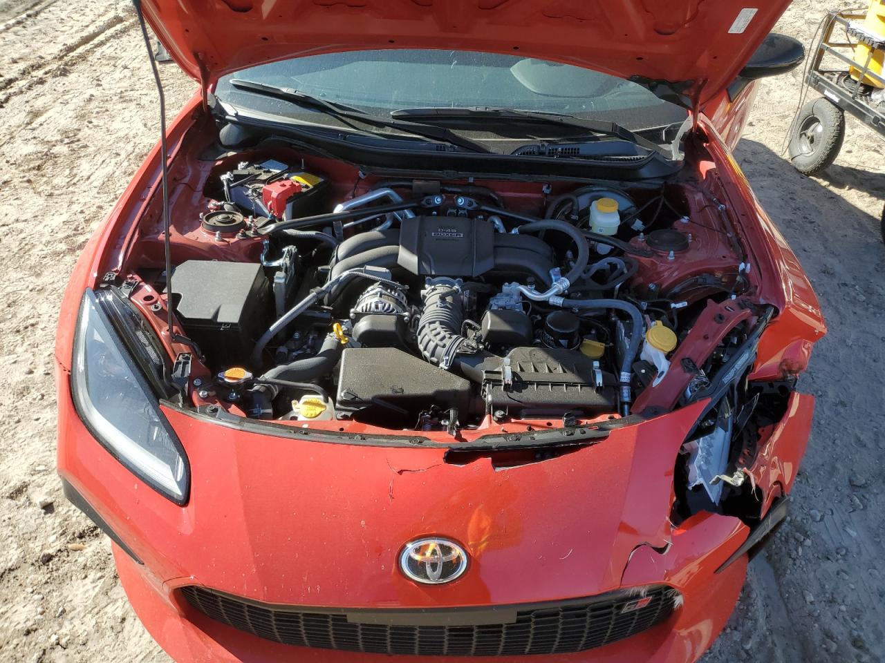 2024 TOYOTA GR 86  VIN:JF1ZNBB13R8758185
