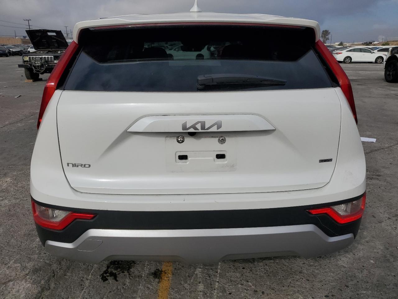 2023 KIA NIRO LX VIN:KNDCP3LE4P5100312