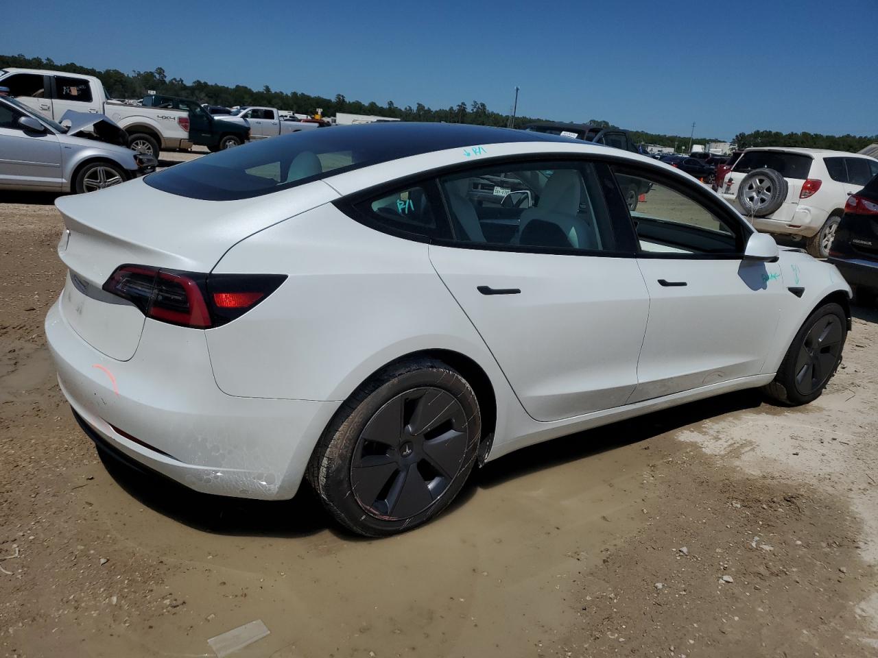 2023 TESLA MODEL 3  VIN:5YJ3E1EAXPF493803