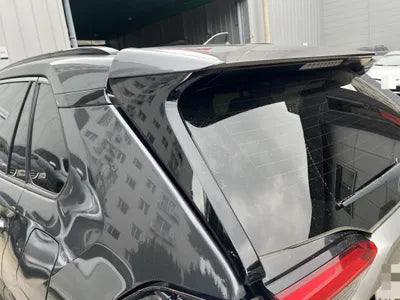 2019 Toyota RAV4 VIN: