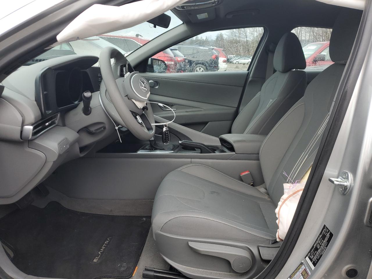2022 HYUNDAI ELANTRA SEL VIN:5NPLM4AG7NH074675