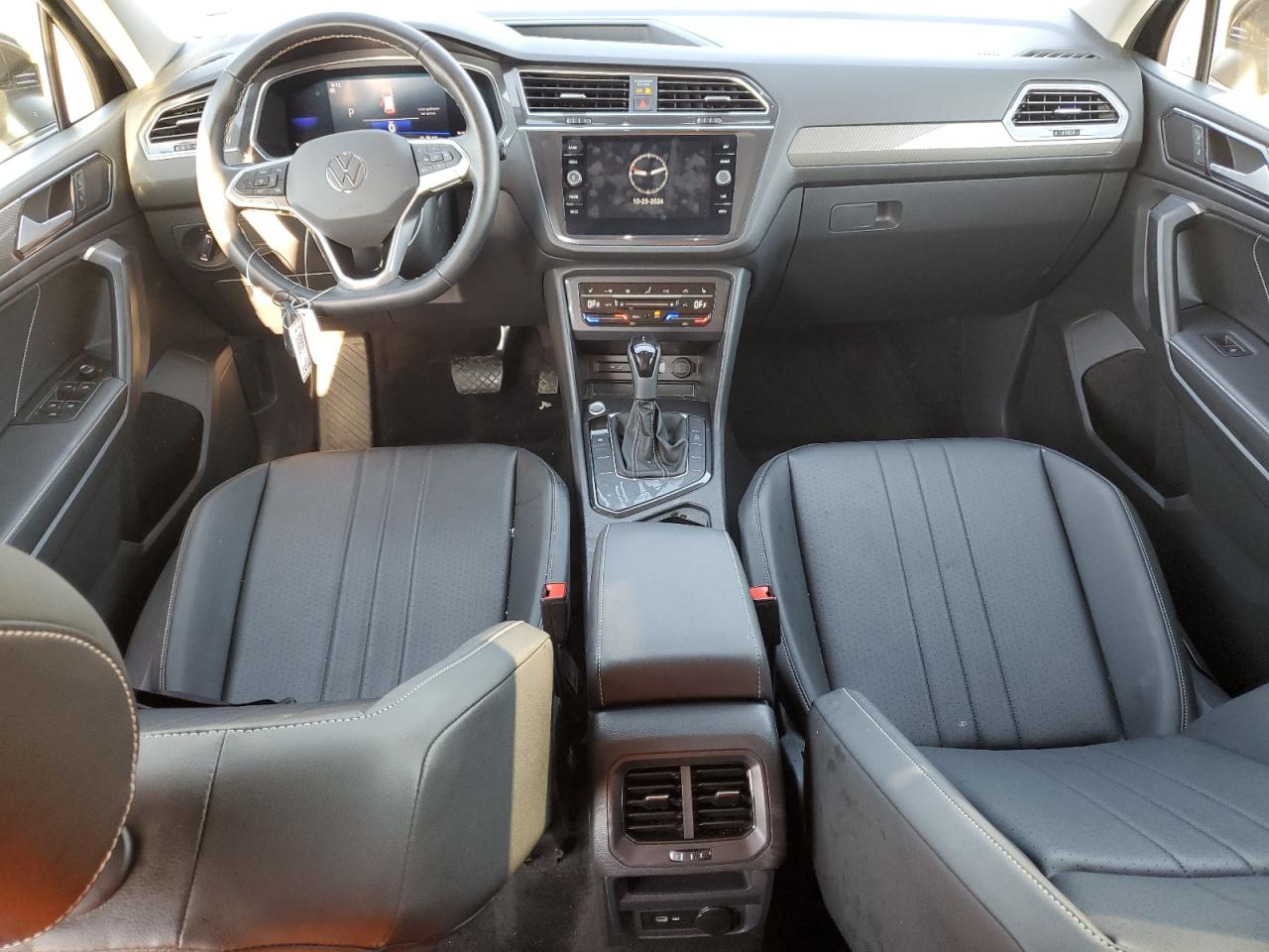 2023 VOLKSWAGEN TIGUAN SE VIN:3VVNB7AX5PM074172